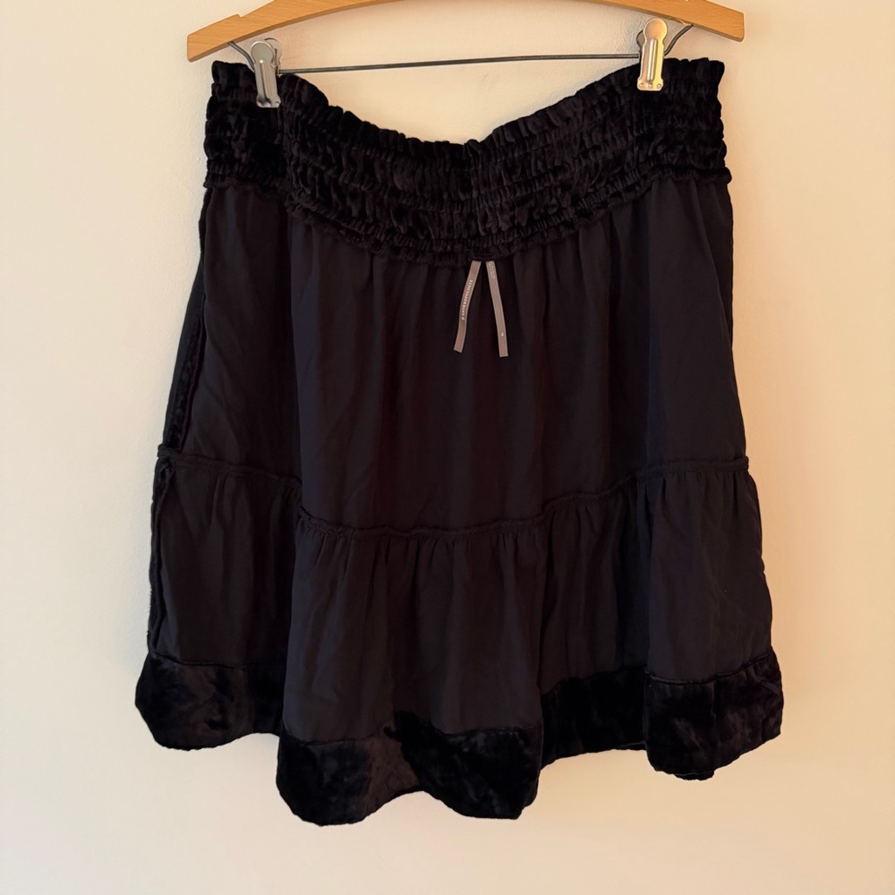 NWT Anthropologie by Anthropologie Somerset Velvet Mini Skirt Black Size XL - Picture 4 of 9